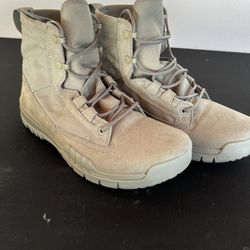 Nike SFB Field Boots Size 8