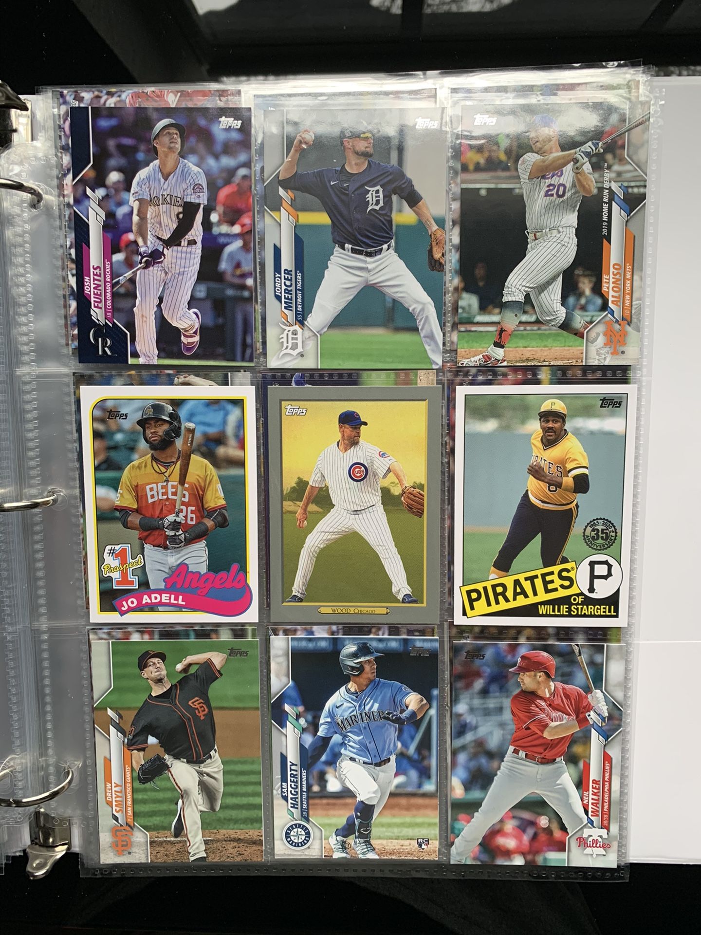 LOT OF 225+ BASEBALL CARDS TOPPS/BOWMAN/PANINI!