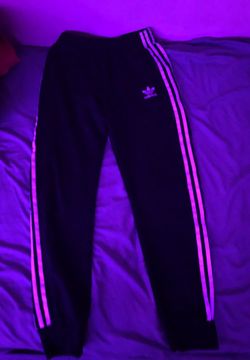 Adidas joggers size medium