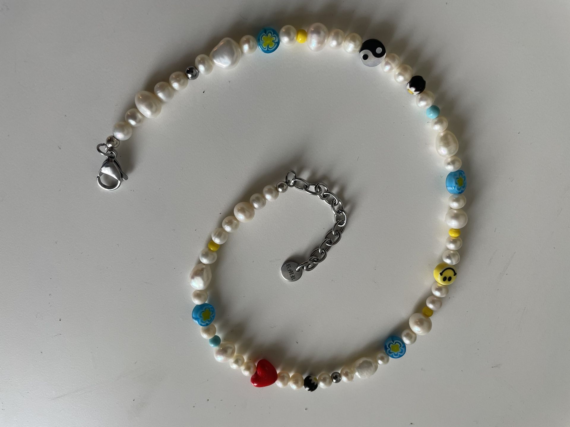 *NEW* Smiley Face Pearl Choker Necklace
