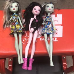 Monster high dolls from 2008