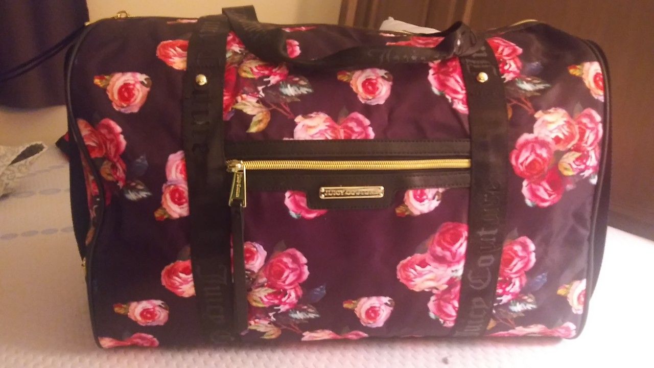 Juicy Couture Duffle Bag/Gym bag. 