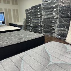 Get a Brand New Mattress Today at Ridiculously Low Prices!