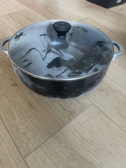 Nonstick large pot with lid