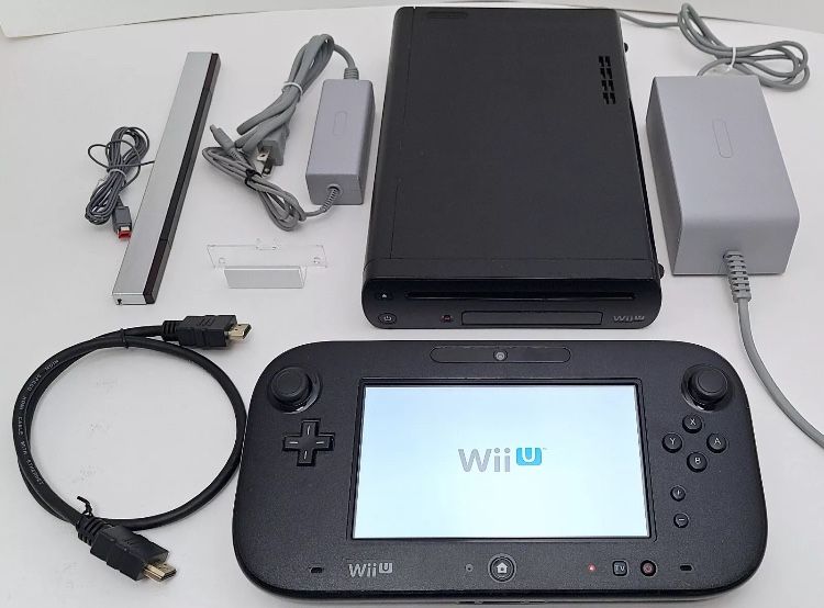 Nintendo Wii U Gaming System 32GB Console + Gamepad Complete Bundle Matte BLACK