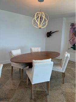 City Furniture Nomad 78’’ Oval Dining Table + 4 Nixon Chairs