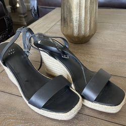 Women A New Day Wedges 