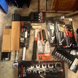 BRAND NEW TOOLS 