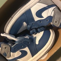 Toddler Jordan 1’s