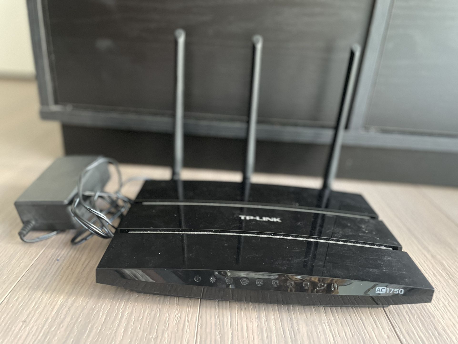 TP LINK ROUTER AC1750