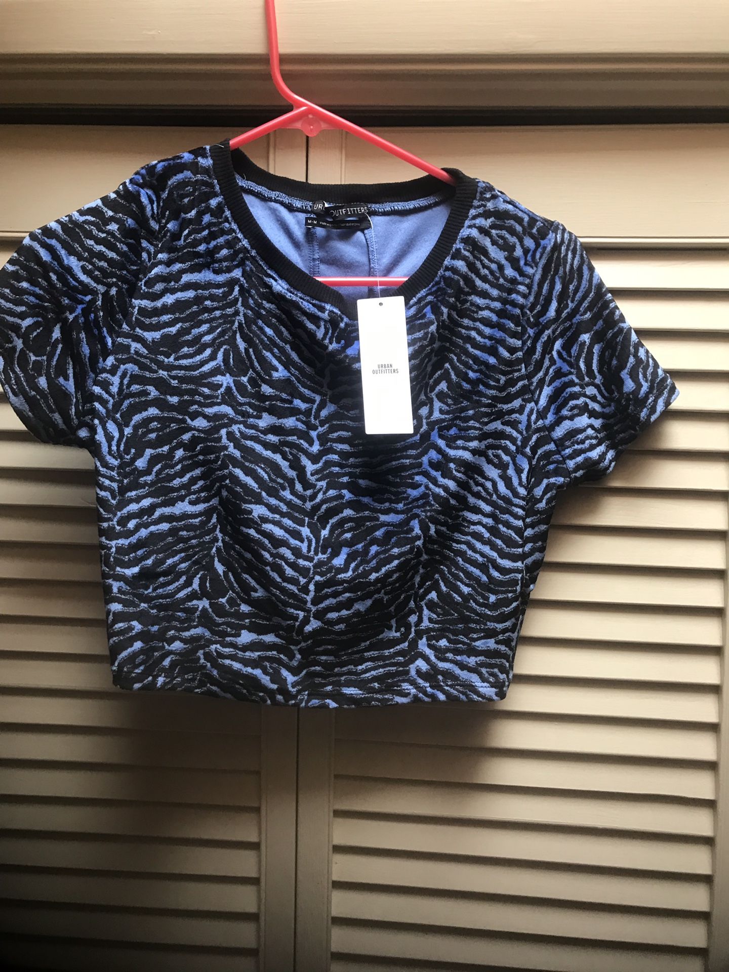 Urban outfitters medium women’s NEW shirt