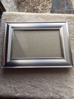 4 x 6” Pewter picture frame