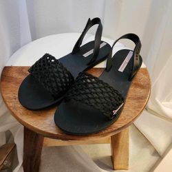 Ipanema Sandals