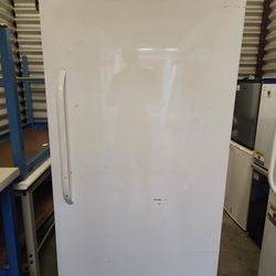 Freezer Upright Frigidaire 20.2 Cu Ft