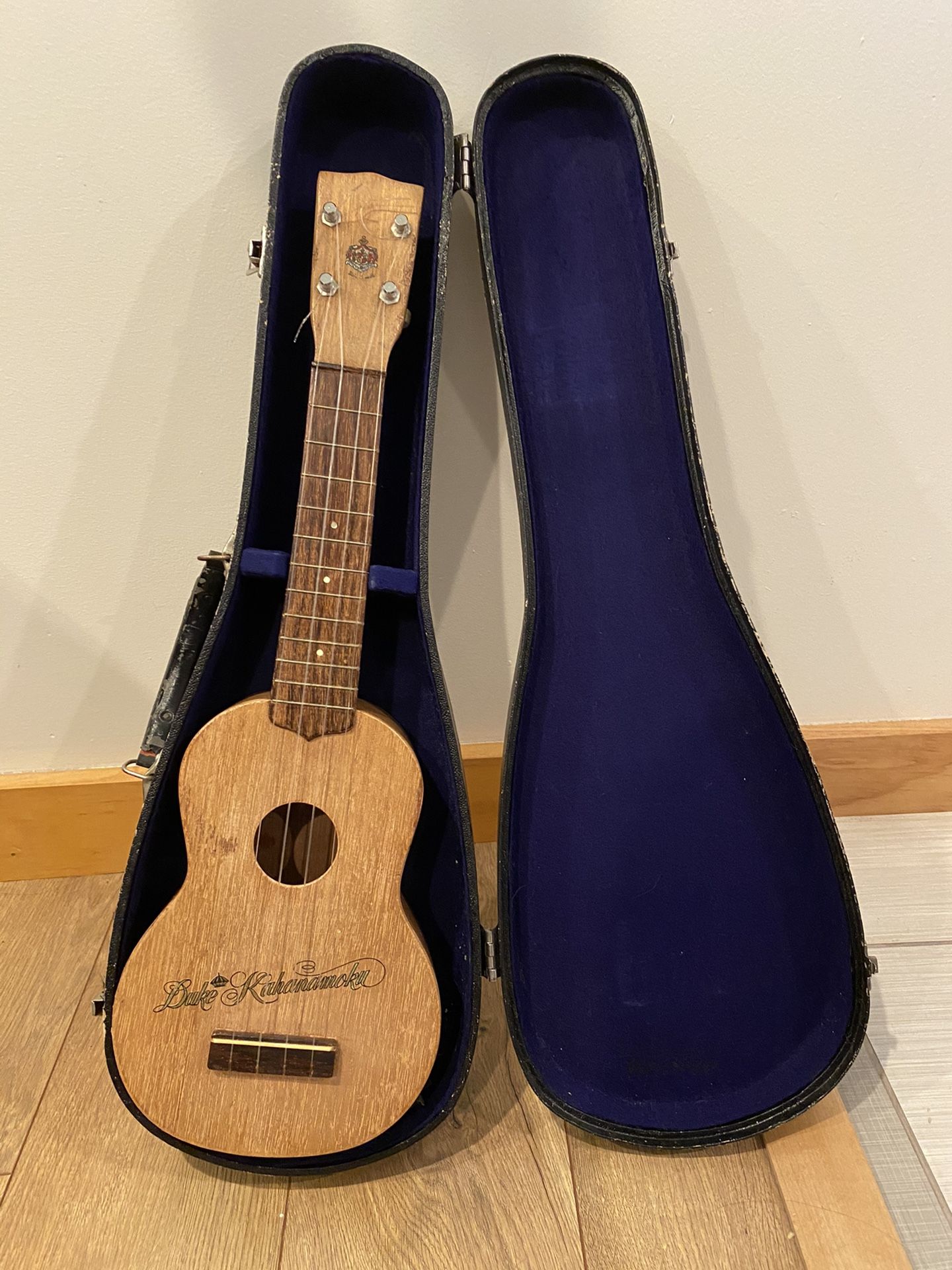 Duke Kahanamoku ukulele (vintage)
