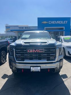 2024 GMC 2500 AT4 4WD
