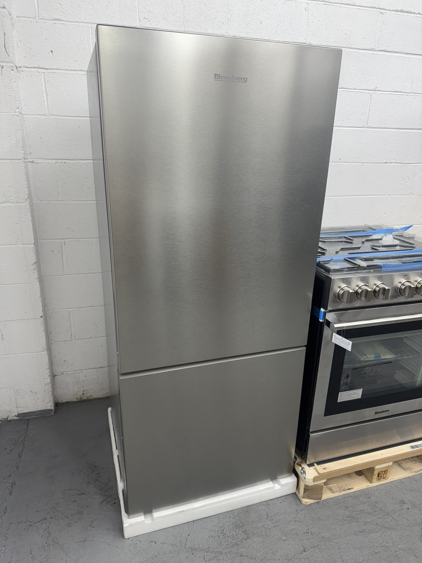 Stainless Steel Bottom Freezer Refrigerator 29 Inch