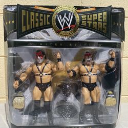 WWF Classic Superstars : “ Demolition “ Axe & Smash  Action Figures 