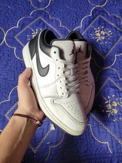 Jordan 1 Low "Reverse Panda" / Black and White