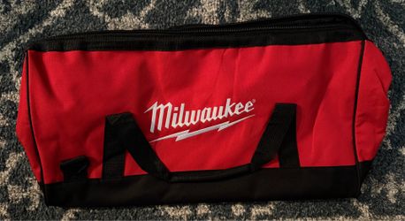 Brand new XL Milwaukee bag