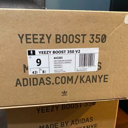 Yeezy Boost 350 V2