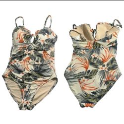 Kona sol swimsuit Size Medium 