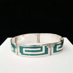 7" x 13mm Handcrafted Greek Key Crushed Turquoise Inlay Solid Sterling Silver Hinged Bracelet, signed