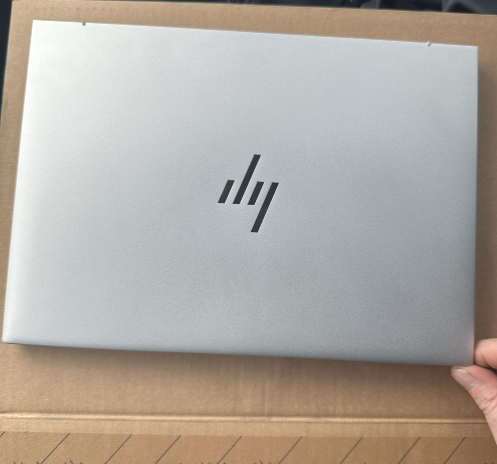 HP ELITEBOOK 840G10 64GB RAM I7 PROCESSOR 2TB SSD NVME DRIVE NEW OPEN BOX