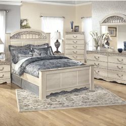 Ashley Catalina Queen Poster Bed Frame APK-B196-QRB