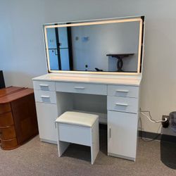 Makeup Vanity Desk with Mirror and Lights: Large Mirror with 3 Modes Lighting - White Vanity with 5