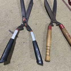 2- Hedge Cutters 