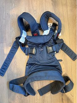 Babybjorn carrier one