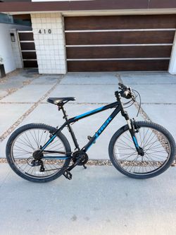 Trek 820