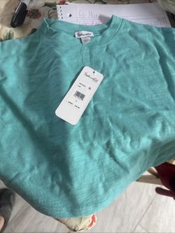 Splendid Teal Top Size 7