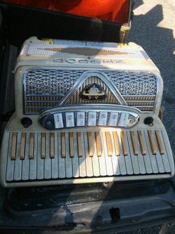 Dobren Italian Accordion