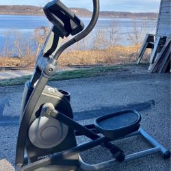 Pro Form XP 160 Elliptical