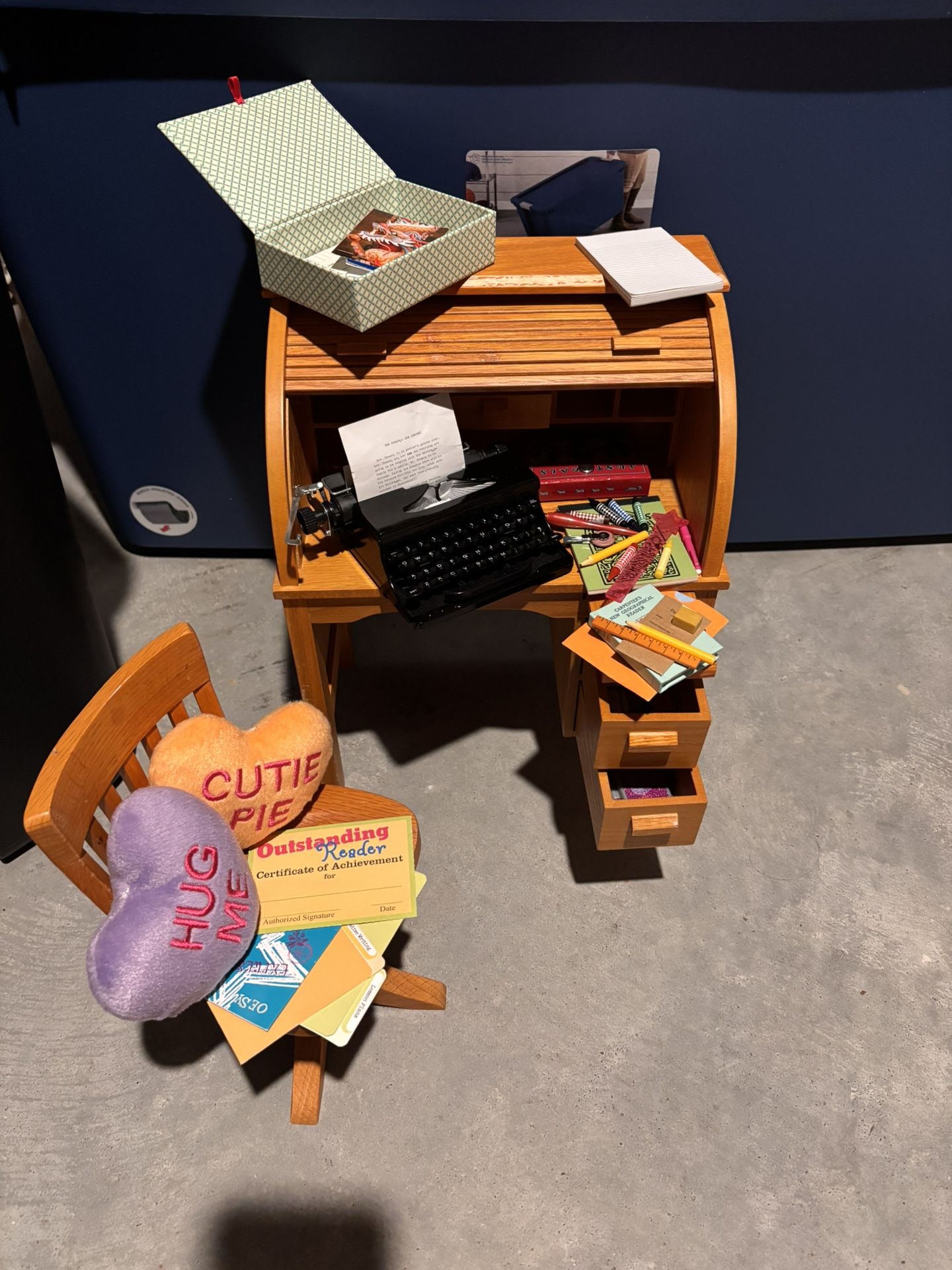 American Girl Doll. Kit Desk Set