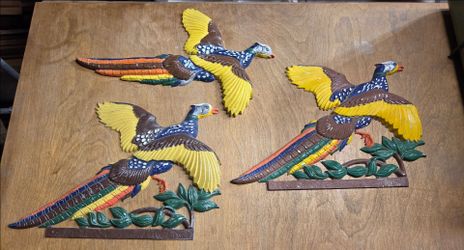 Vintage Painted Cast Aluminum Decorative Pheasant Fence Plaque Wall Hanger
