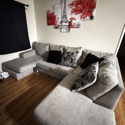 Sectional Sofa 