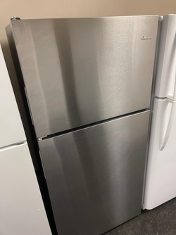 Amana Top Freezer Fridge – Stainless, Clean, Ready to Go