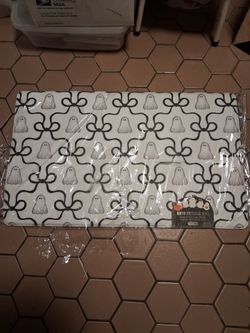 Halloween mat new