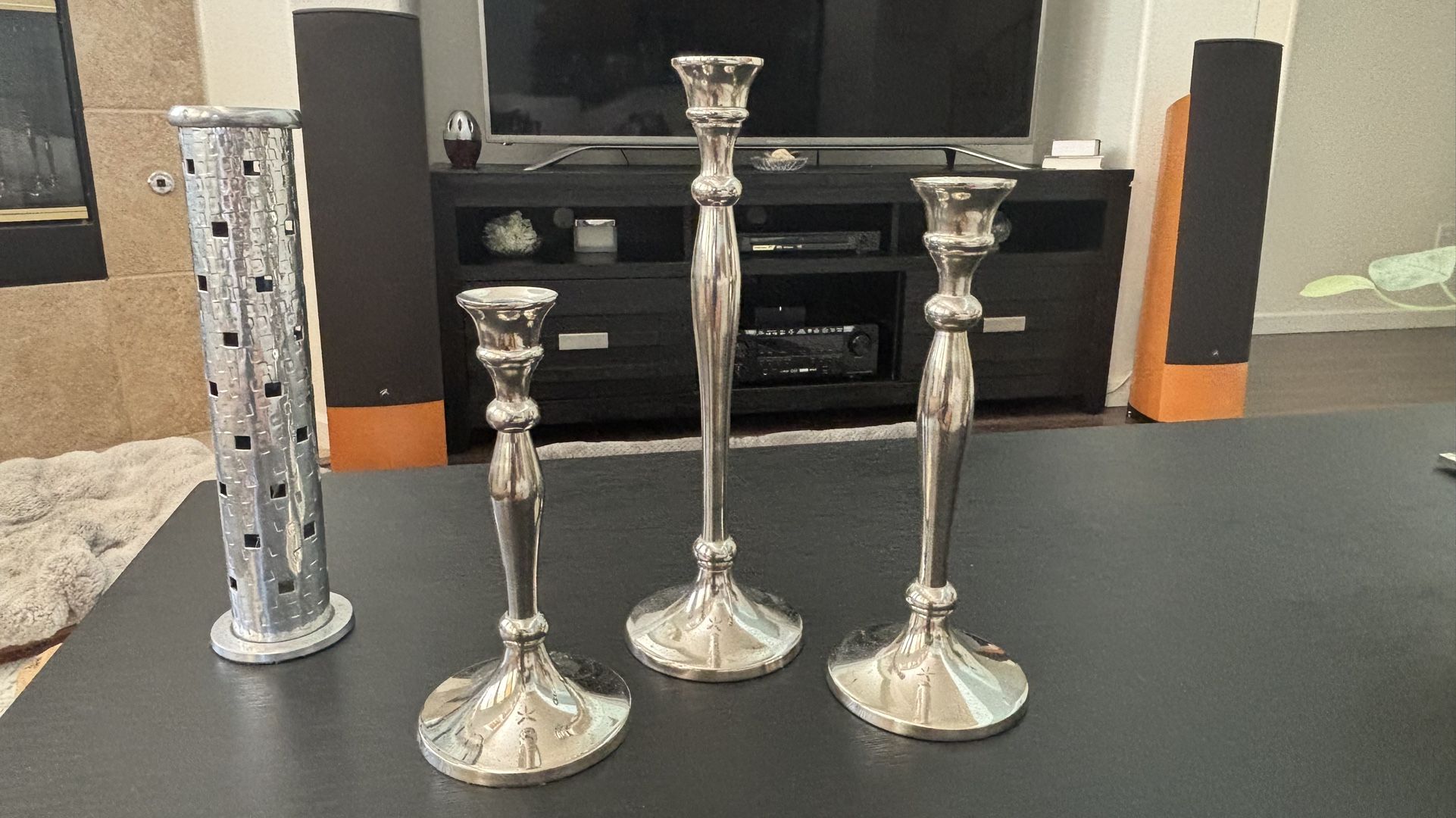 Beautiful Set of 3 Elegant Candle Holder