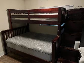Bunk bed