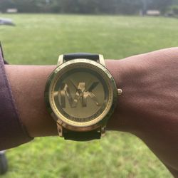 Michael Kors Watch Gold Tone Logo Dial Working Analog Casual Luxury Watch Used