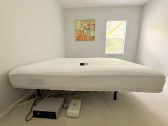 Sleep Number C2 Queen Adjustable Bed – Excellent Condition – (OBO)