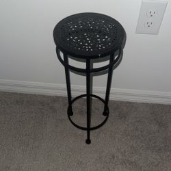 Steel plant stand