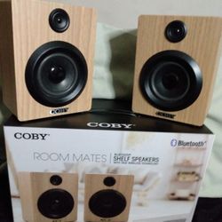 Coby Woodgrain Bluetooth Speakers