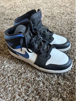 Nike Air Jordan Racer Mid Black|Blue|White size 7 Y