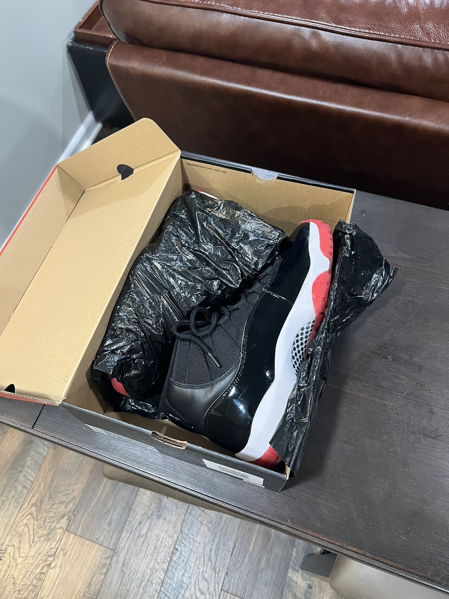 Jordan 11 Bread size 10.5 