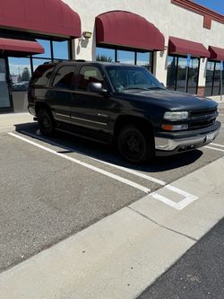 03 Chevy Tahoe